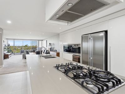 15 / 39-43 Bow River Crescent, Burswood