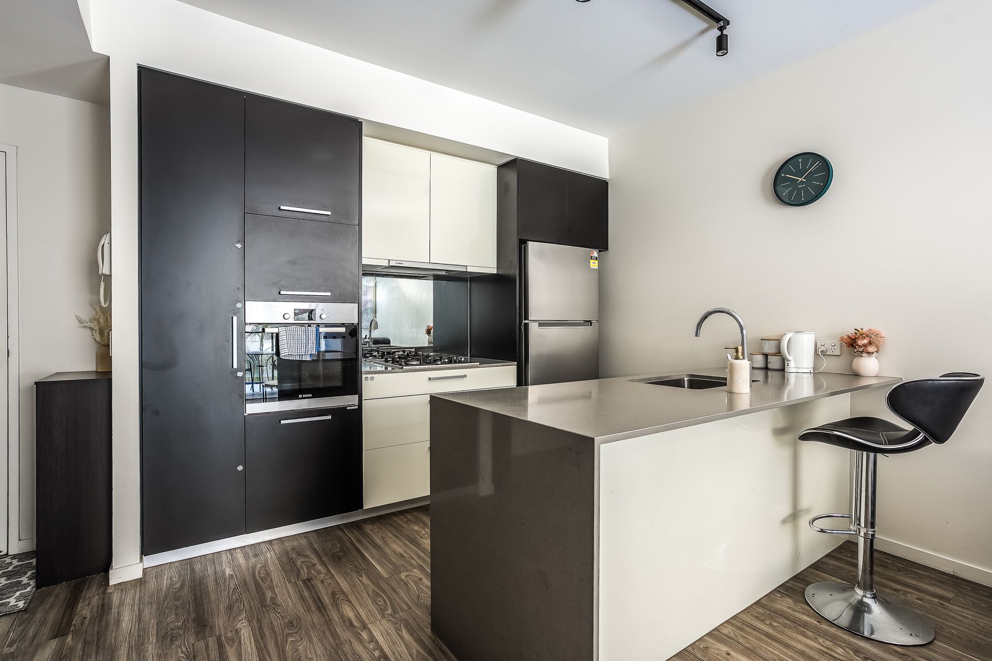 1015 / 9 Edmondstone Street, South Brisbane