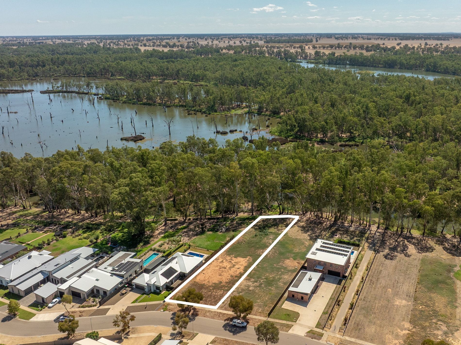 15 MCCULLOCH STREET, Bundalong