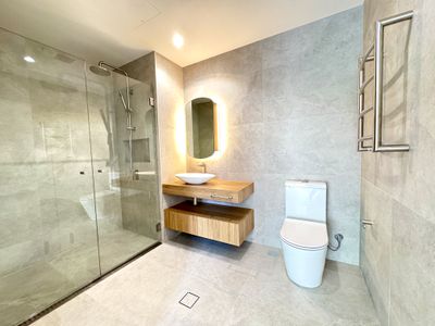 403 / 1 Corona Avenue, Roseville