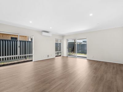 14 Dolomite Road, Treeby