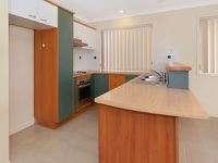 72 / 316  Long Street East, Graceville