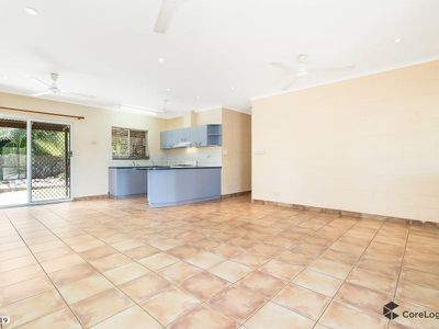 2 Moulden Tce, Moulden