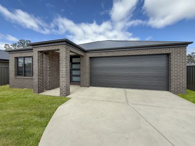 10 Croft Court , Benalla