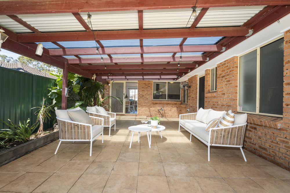 12 Glenrock Court, Wattle Grove