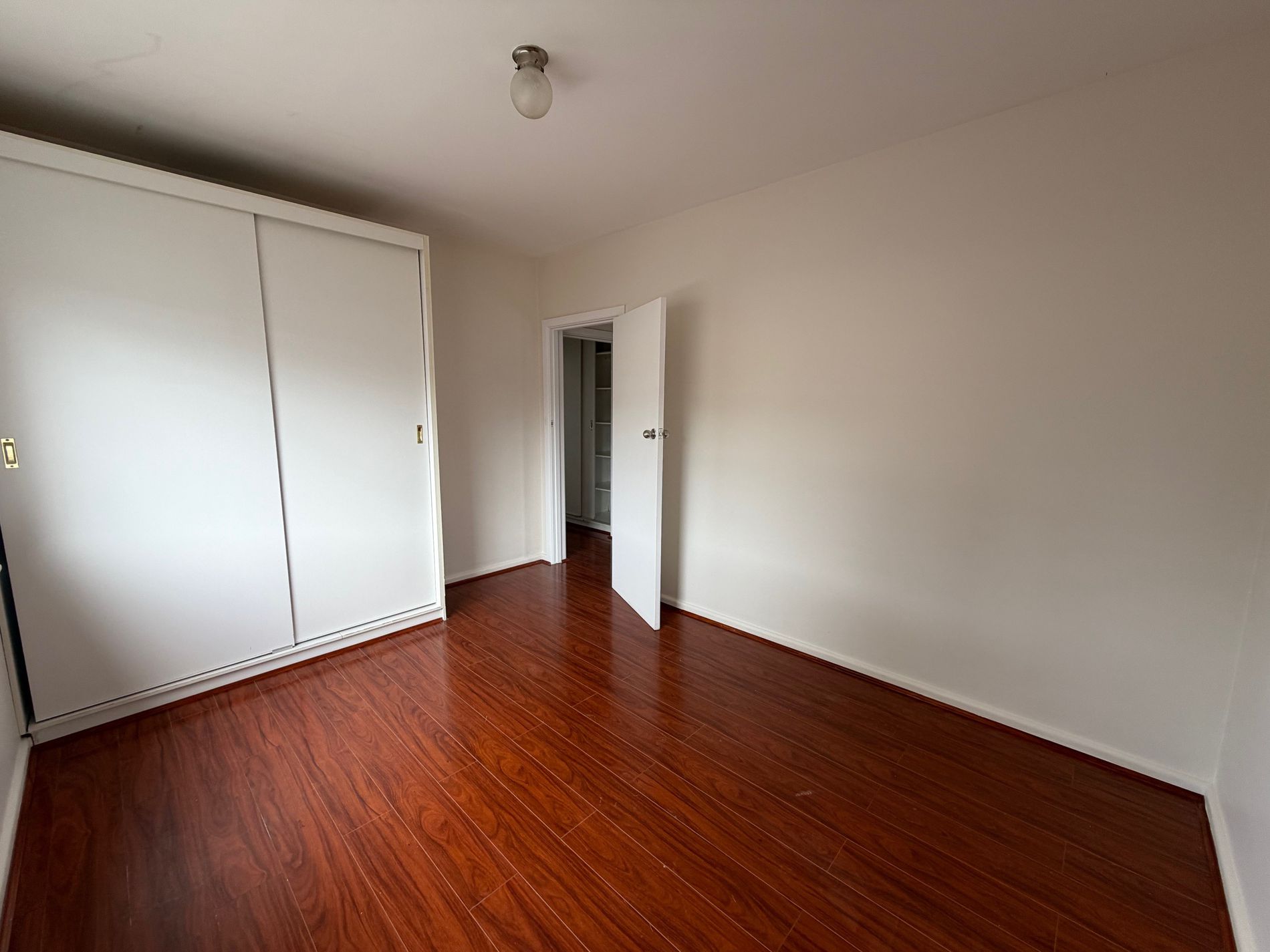 1 / 466 Barkly Street, West Footscray