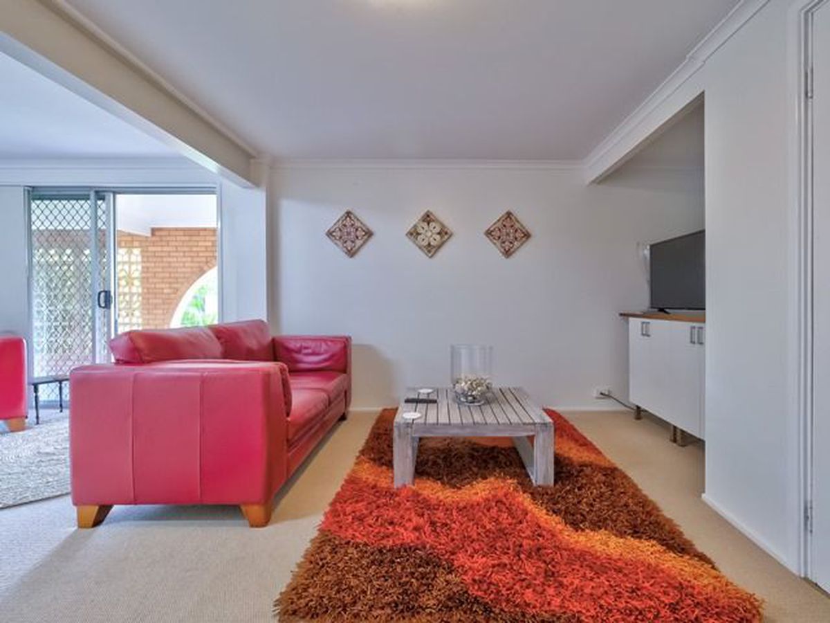 30 Pulgul Street, Urangan