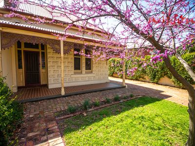 32a King Street, Mile End