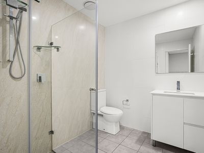 305 / 30 Burelli Sreet , Wollongong