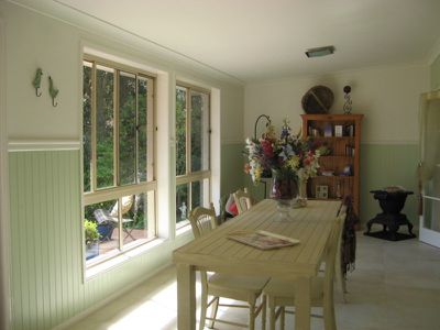 385 Western Avenue, Montville