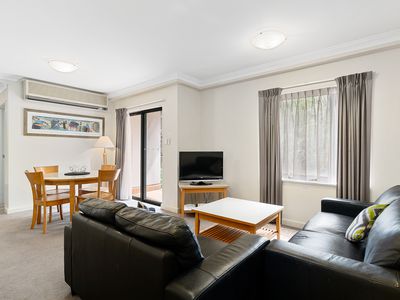 48 / 118 Mounts Bay Road, Perth