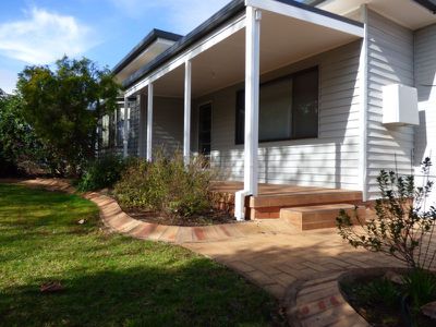 122 Macarthur Street, Griffith