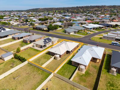 44A & 44B Madden Drive, Griffith