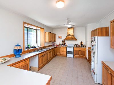 17 Wirree Drive, Ocean Shores