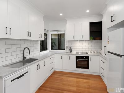 17 Kalimna Avenue, Horsham