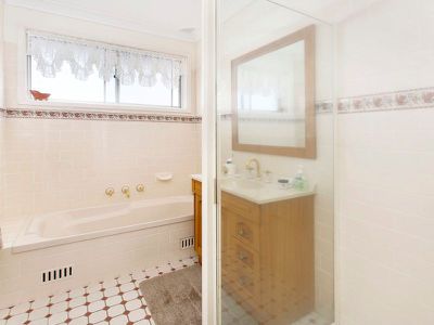 28 Rushton Drive, Kanahooka