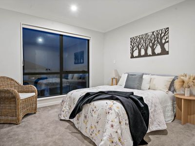 8 Teitei Rise, Flat Bush