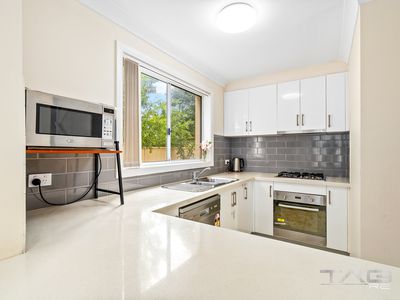 4 / 110 Canberra Street, Oxley Park