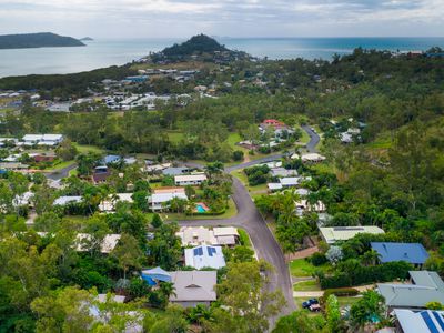 48 Tropic Road, Cannonvale