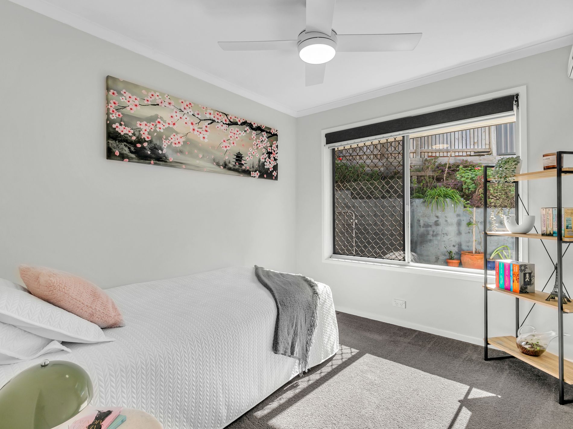 1 Mirimiri Close, Jindalee