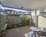 10 / 2 Trist Street, Franklin