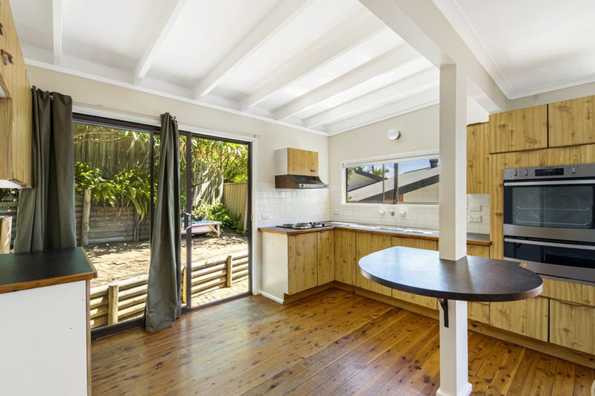 6B Leonie Parade, Green Point