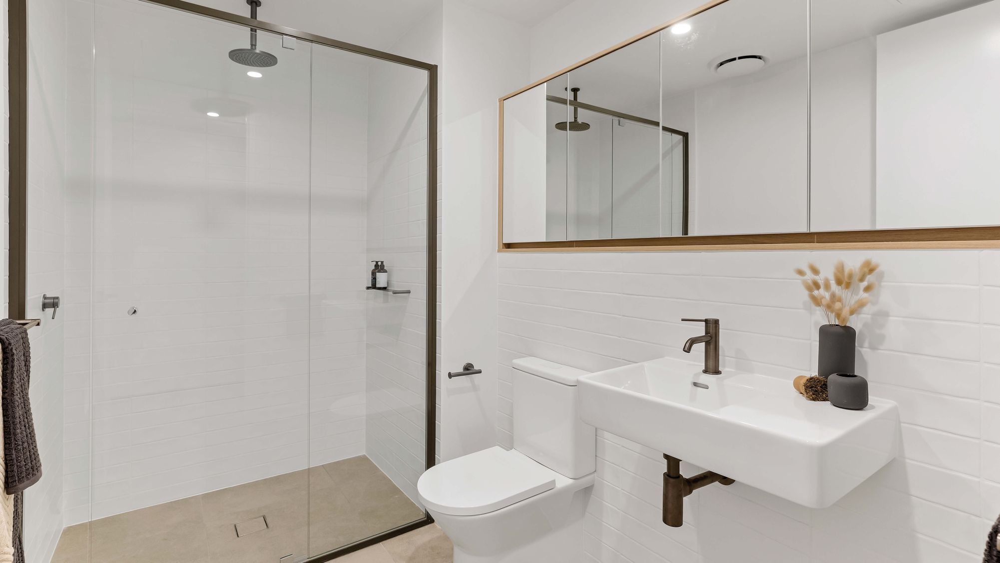 2005 / 17 Penny Place, Adelaide