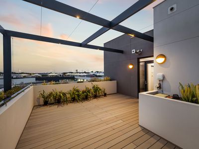 1 / 3 Dongara Street, Innaloo