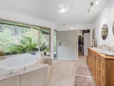 48 Arthurs Road, Pelverata