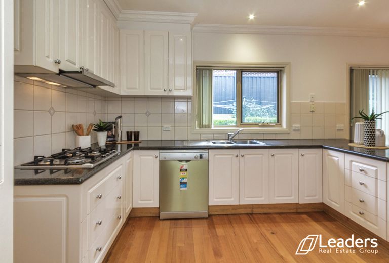 2/23 Barbara Avenue, Glen Waverley