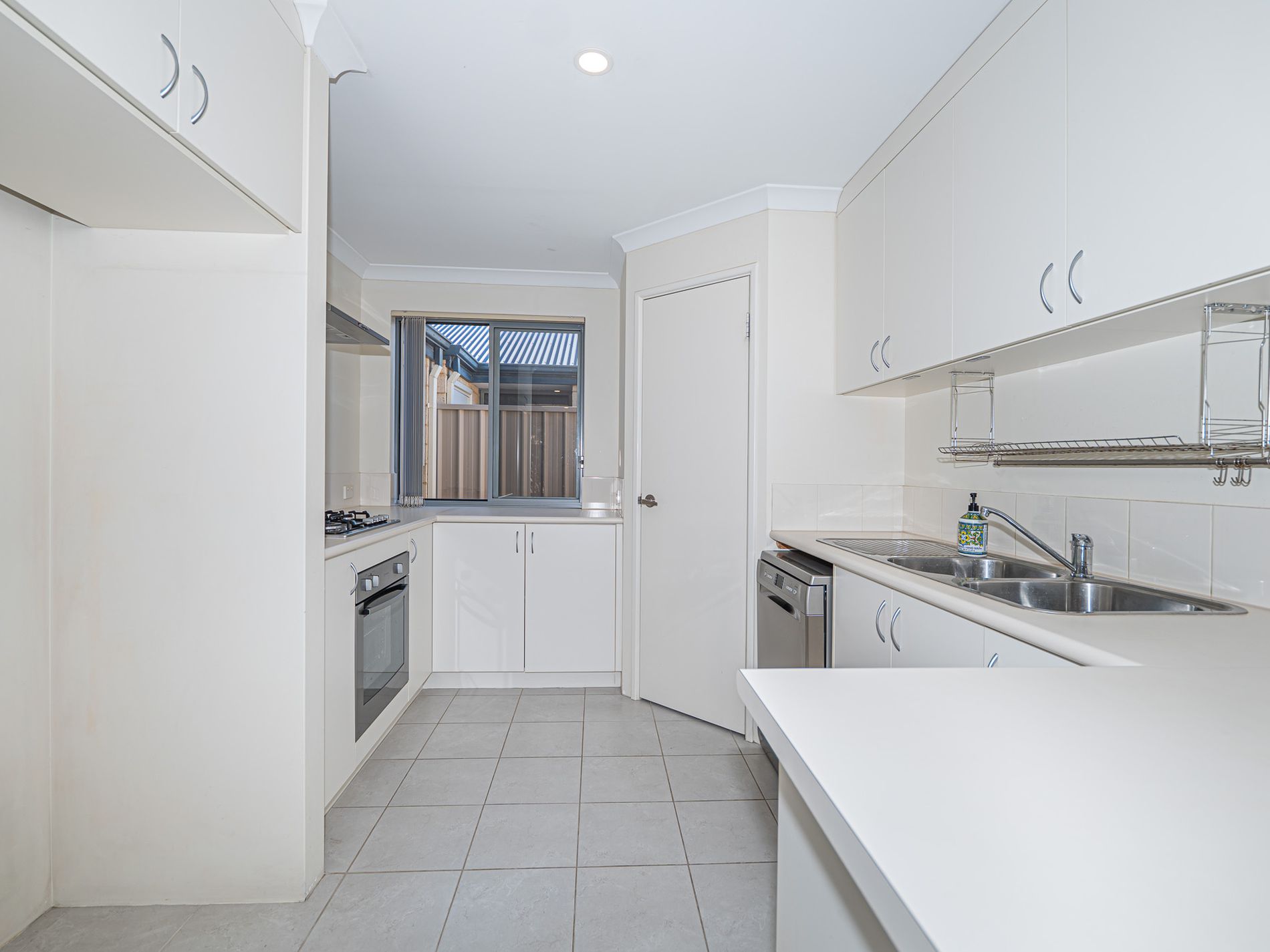 24 Figbird Way, Southern River