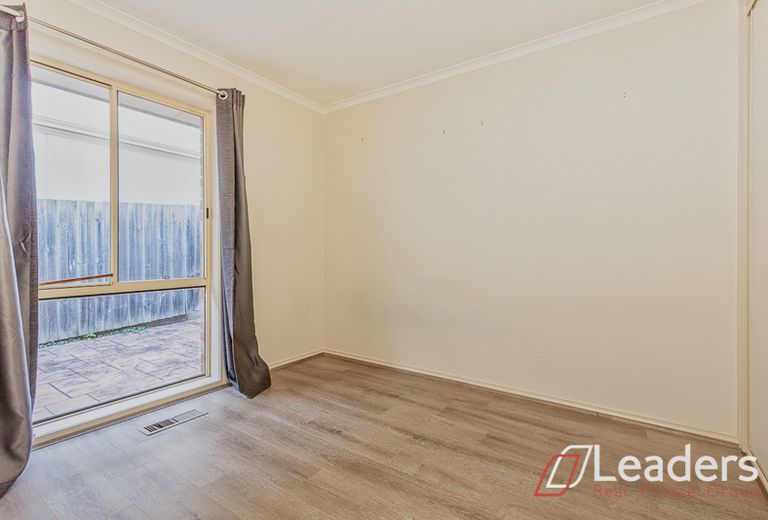 2 / 19 Martin Place, Glen Waverley