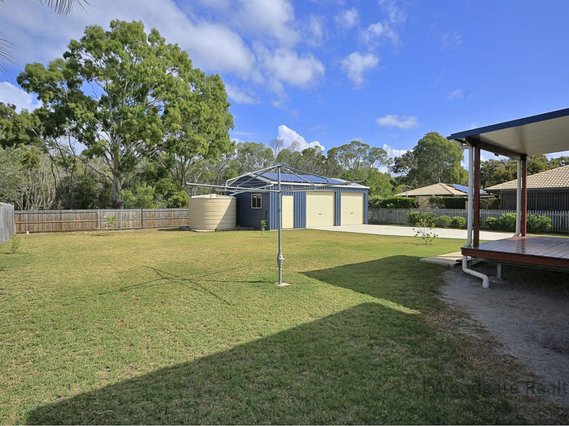 33 Mackerel St, Woodgate