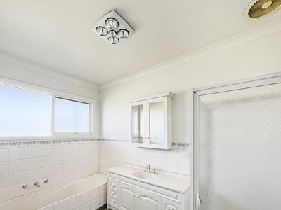 1220 Northwood Road, Northwood