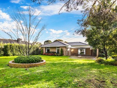 34 Huntingdon Avenue, Bayswater North