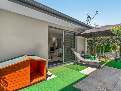 1 / 16 Seashell Avenue, Coomera