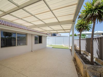 82 Santiago Parkway, Ocean Reef