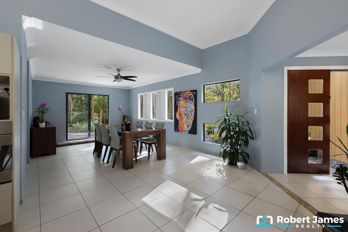 17 Cocos Court, Doonan