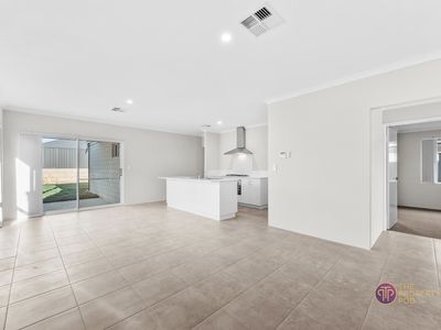 4 Ballyronan Road, Maddington