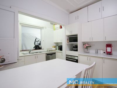 6A Second Avenue, Eastwood