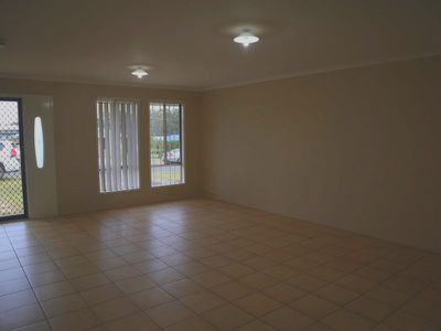 48 Bunker Avenue, Nanango