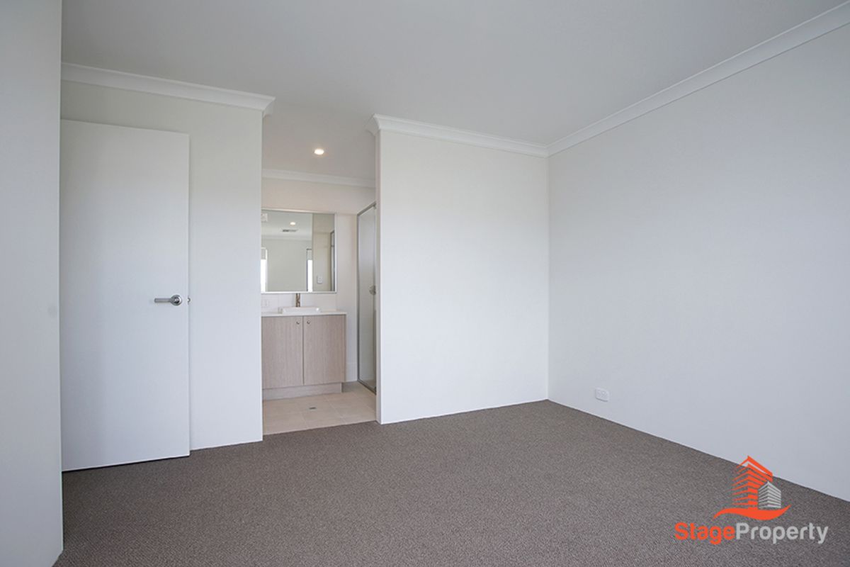 8 Hibiscus Street, Hammond Park