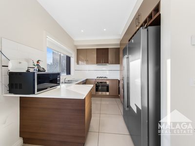 2 / 11 Parkwood Court, Deer Park