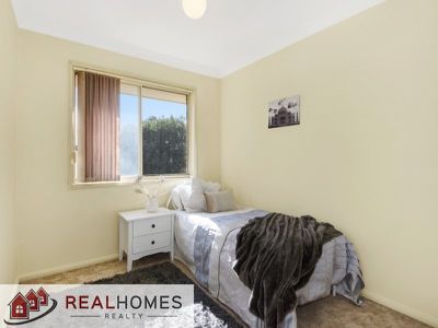 6 / 113 The Lakes Drive, Glenmore Park