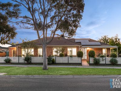 31 Hunt Club Boulevard, Cranbourne East