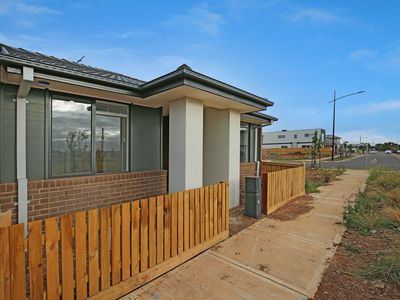 11 Taro Walk, Rockbank