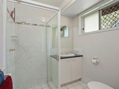 76 Illoura Place, Cooroibah