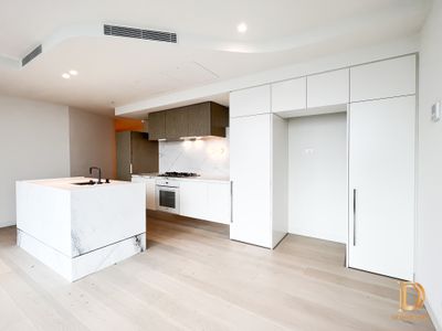 6012 / 370 Queen Street, Melbourne