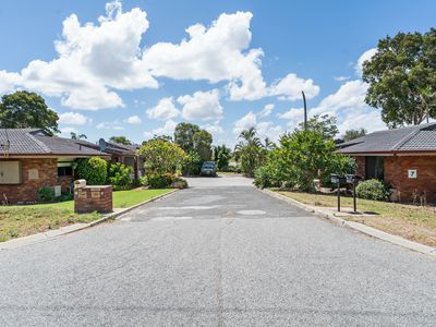 7 Smiths Avenue, Redcliffe