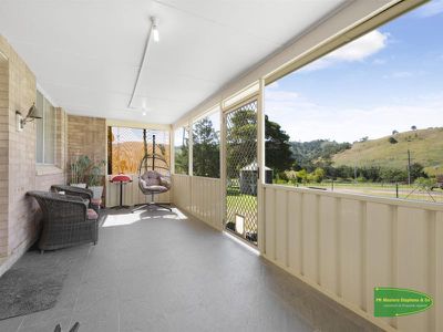 40 Clarke Simpson Road, Little Hartley